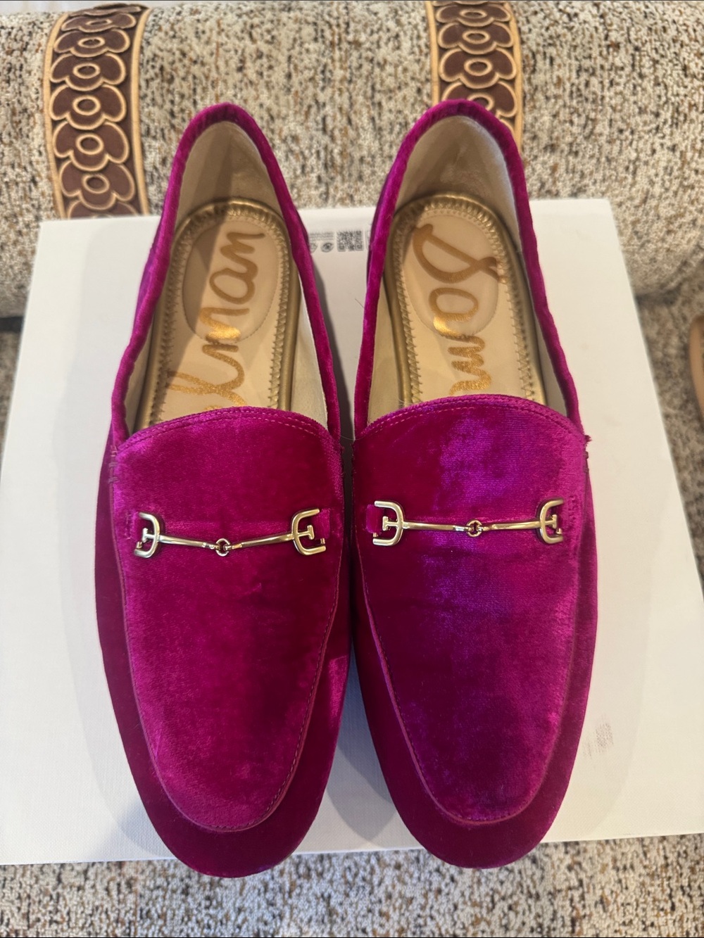 Sam Edelman Velvet Loafers in Bright Fuchsia with Gold Hardware - Picture 2 of 5